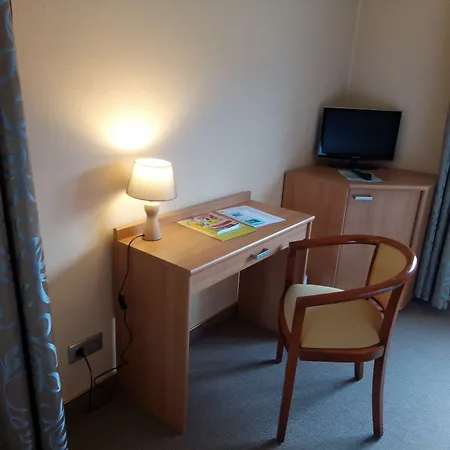 Hotel Restaurant Le Bristol 3*