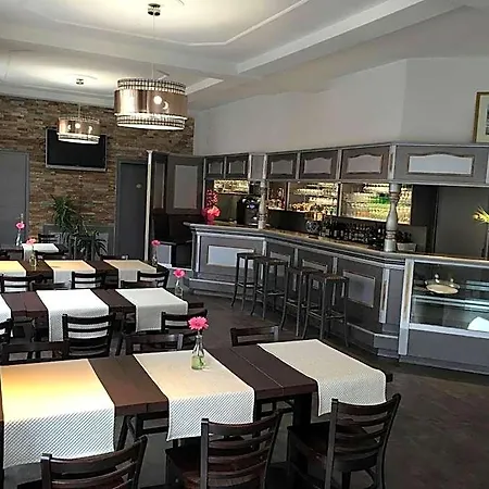 Restaurant Le Bristol Hotel 3*