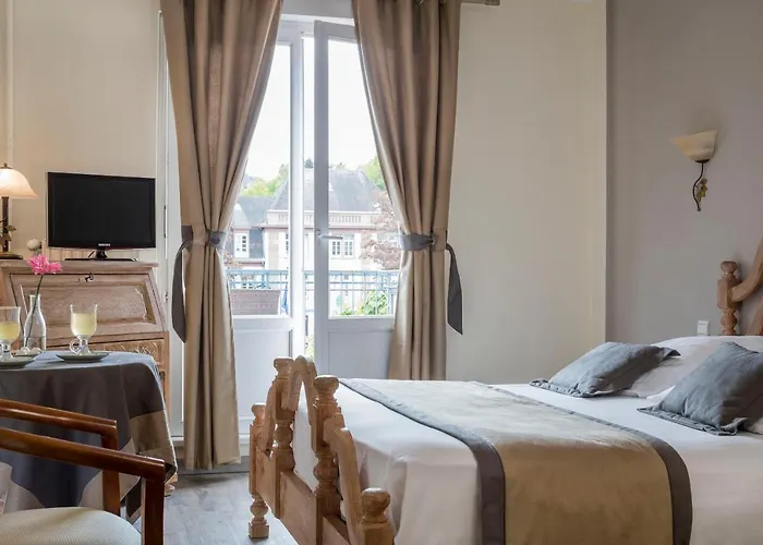 Hotel Restaurant Le Bristol 3*